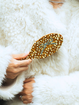 Hand-painted Fawn Vintage Bow Brush