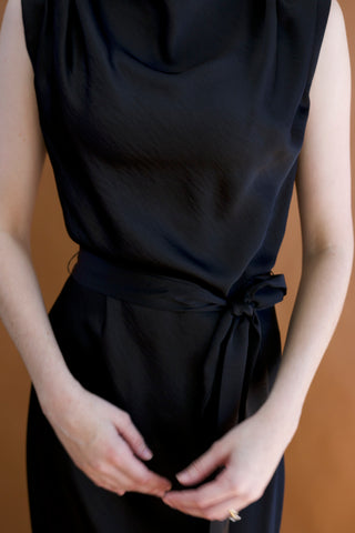 Bella Midi Dress In Black