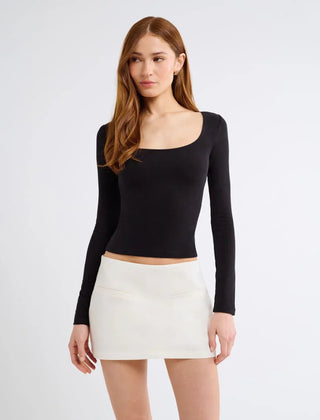 Kia Lounge Top In Black