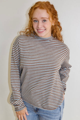 Cierra Mockneck Sweater in Sky Blue/ Brown