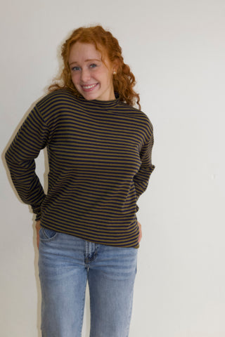 Cierra Mockneck in Olive/Navy