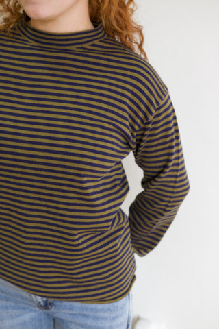 Cierra Mockneck in Olive/Navy